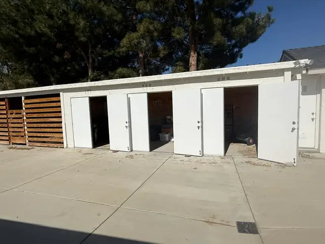 STORAGE