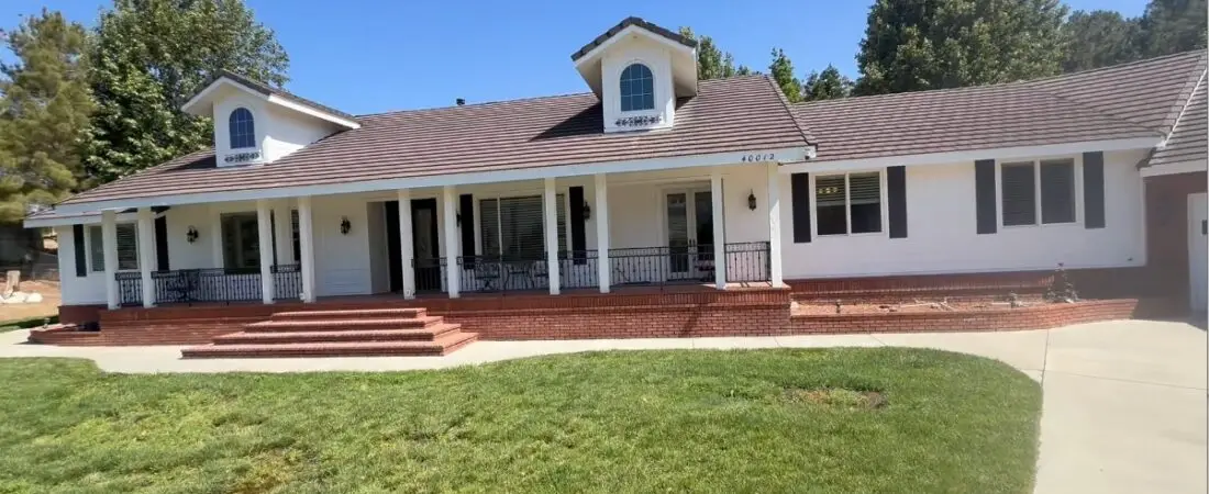 Welcome to 40012 Valle View Lane!